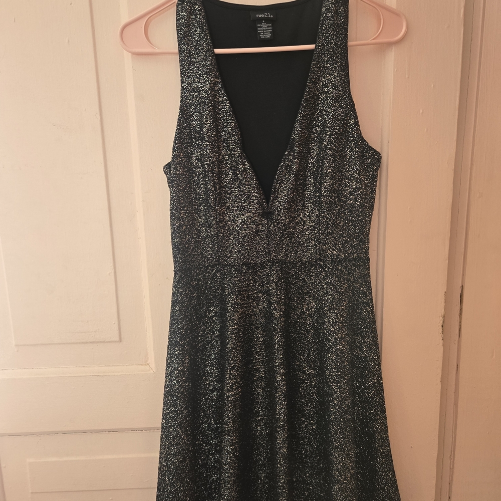 Rue21 Black Silver Shimmer Dress